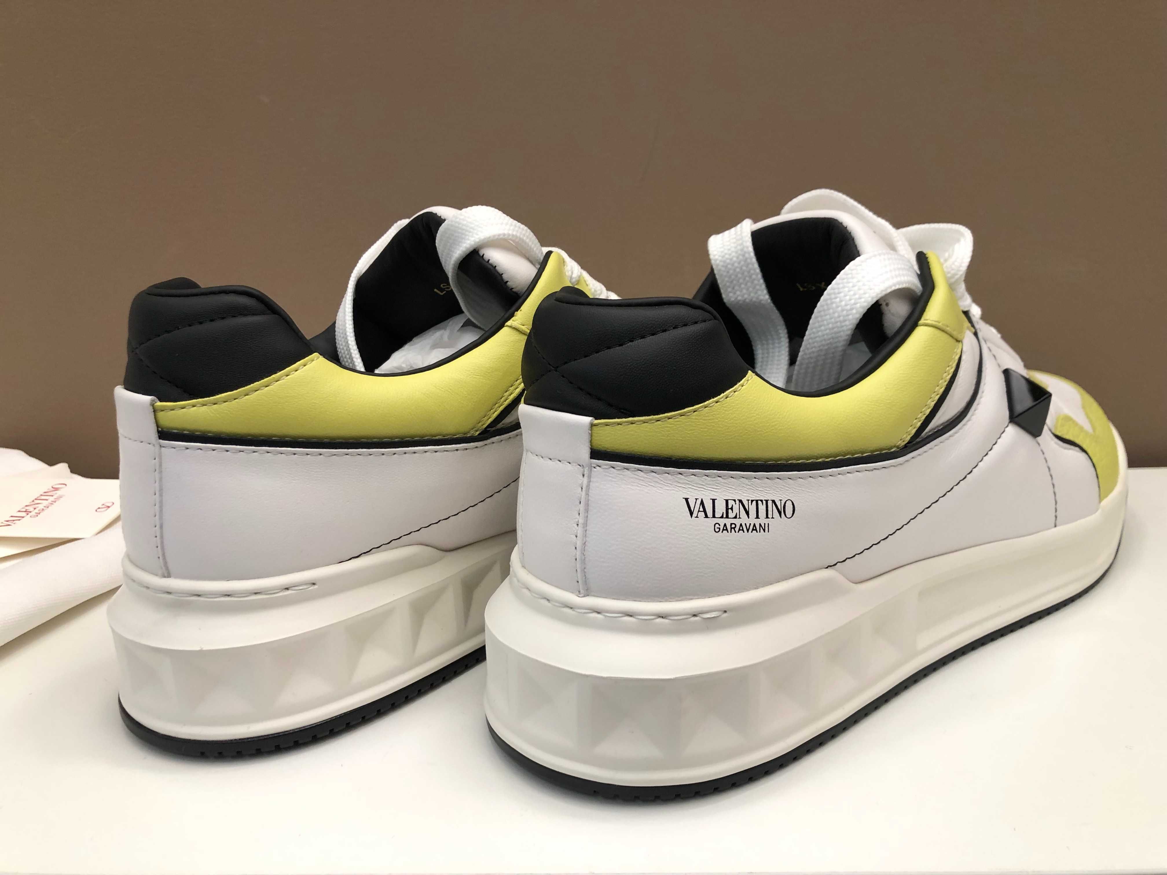 Valentino sneakers 45 originali, full box, retail 690 euro