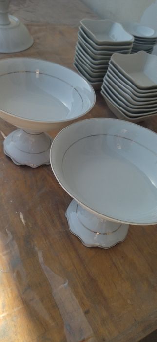 Xrustal chaq-chuq idishla, oq chinni