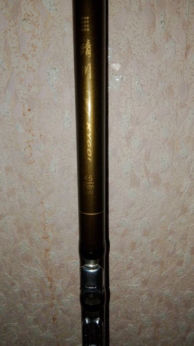 Продаётся удочка 4.5 метров в отличном состоянии в комплекте с катушко