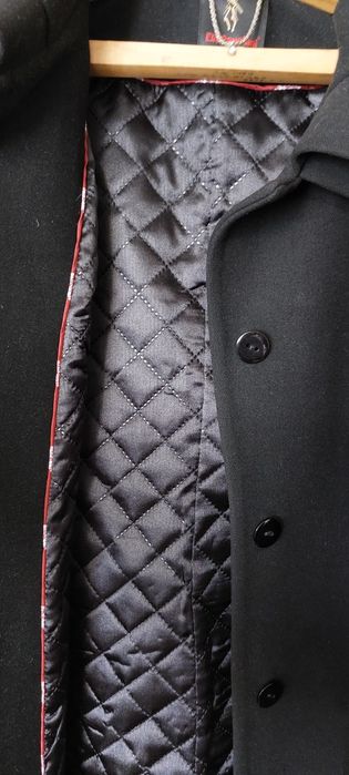 Продам женское пальто и плащ кожаный