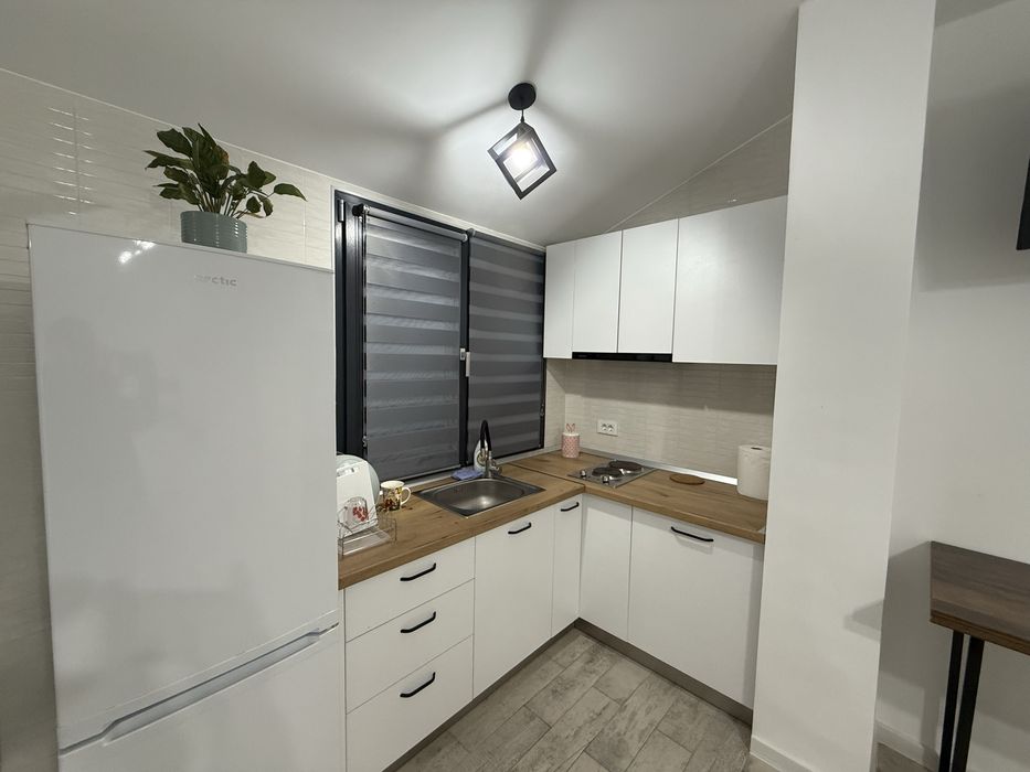 Garsoniera moderna de inchiriat