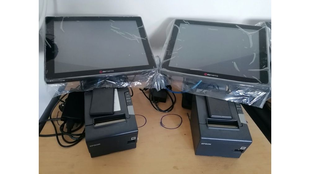 Vând PC All-In-One COLORMETRIX P1000 POS TouchScreen