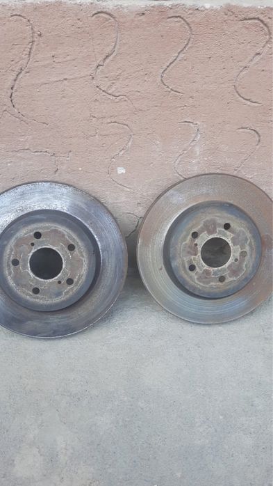 Продается колодки от машины