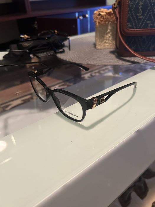 Esarfe rame ochelari genti