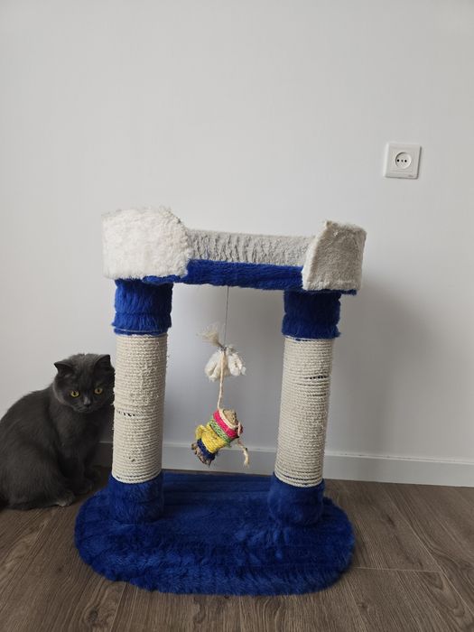 Продается домик для кошек