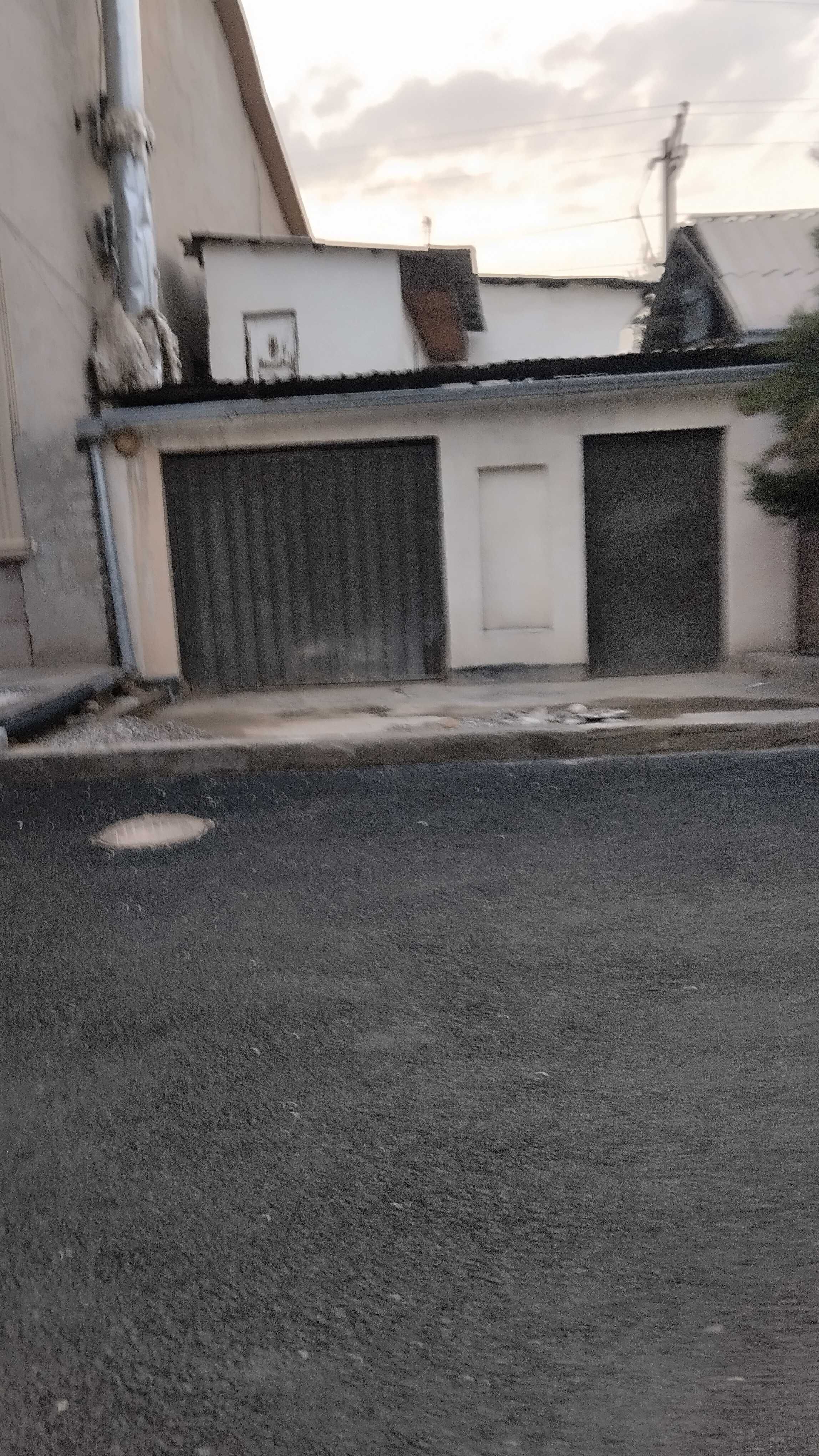 Сдам гараж на участке в центре города под бизнес
