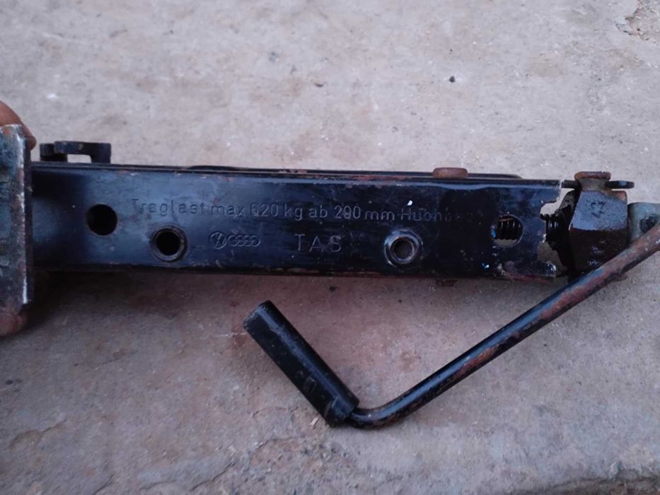 Оригинален крик VW Audi