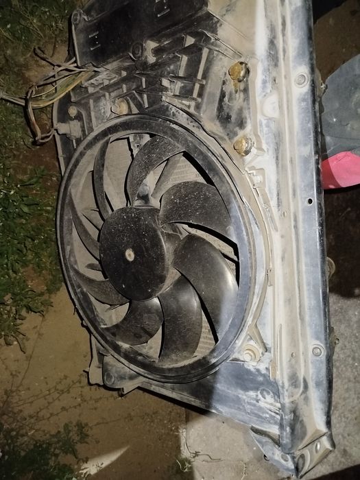 Запчасти  на  Peugeot 206 седан