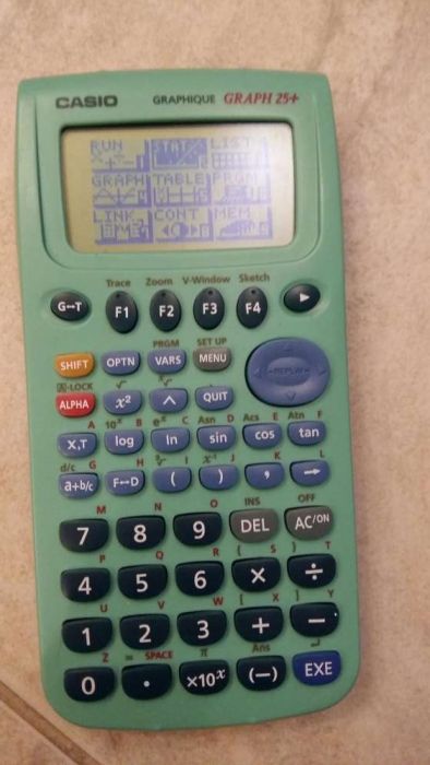 Calculator stiintific Casio GRAPH25.