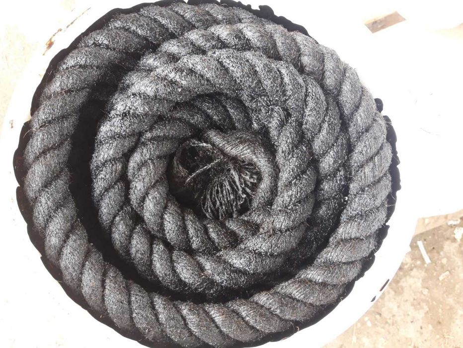 Каболка (смоляной канат), джут