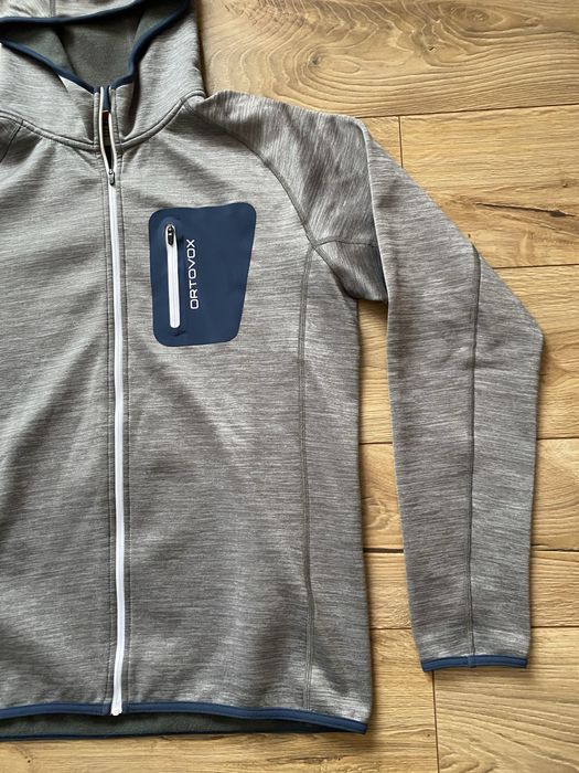 ORTOVOX-jacheta cu gluga, stare foarte buna, pt barbati, L