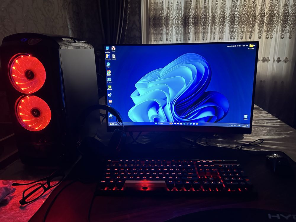 Продам компьютер  Intel R