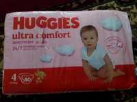 Срочно продам Haggies ultra comfort 4 для девочек