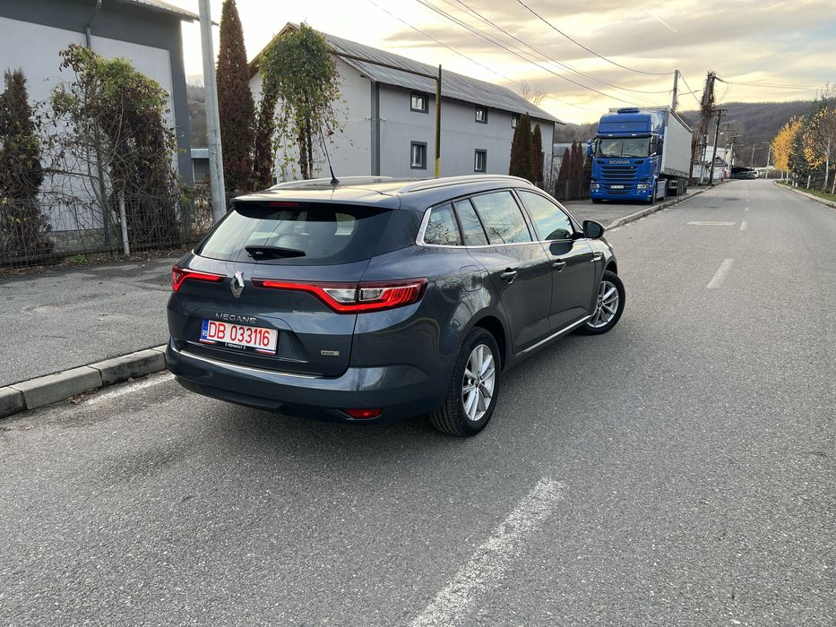 Vand Renault Megane 1.5 diesel 2017 !