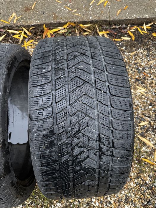 Anvelope iarna 305/35/21