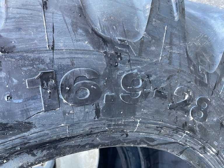 16.9-28 Anvelope agricole de tractor spate cu 10pliuri Livrare