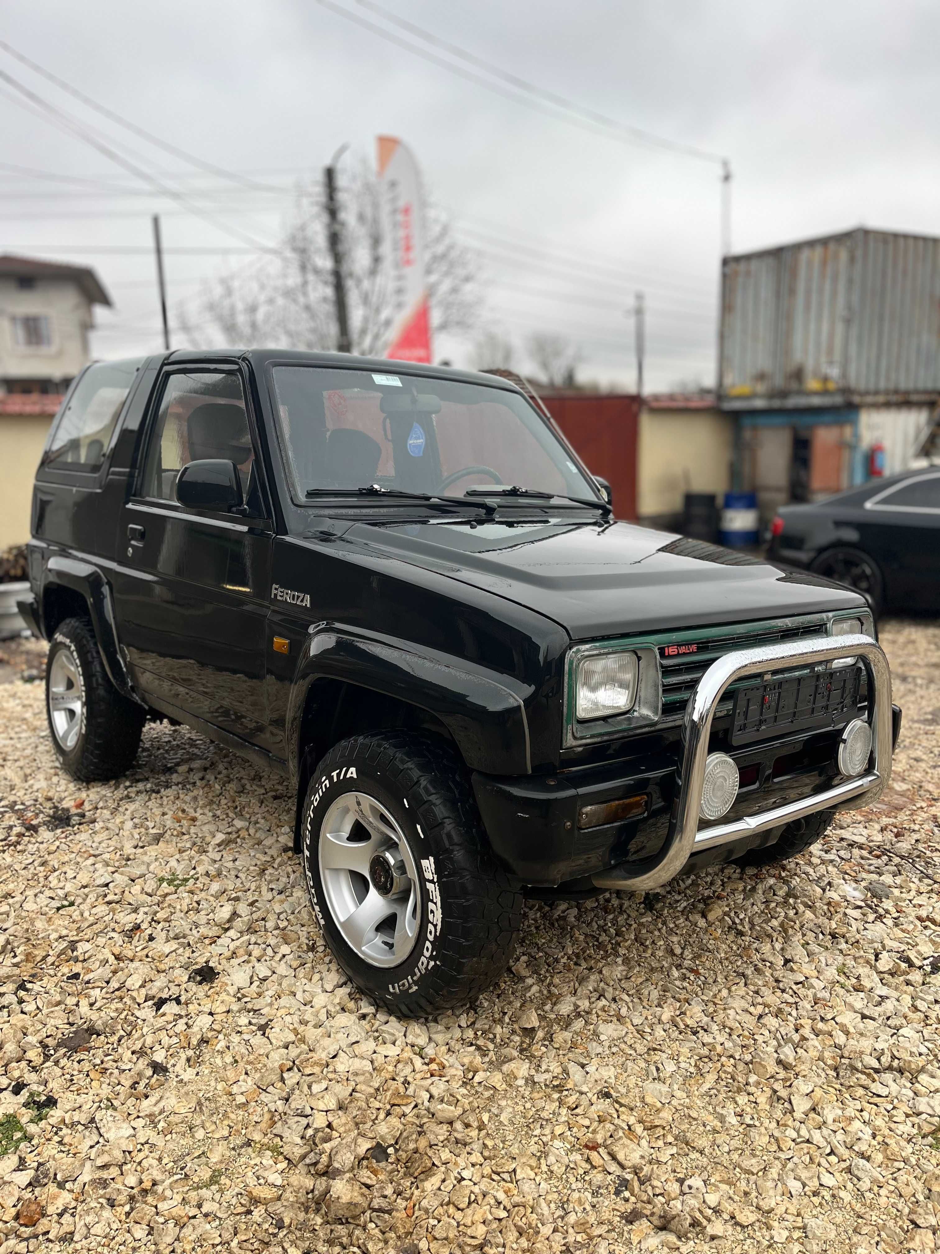 Daihatsu Feroza na chasti Дайхатсу Фероза на части