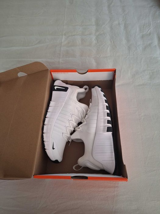 Чисто нови дамски  маратонки NIKE Free Metcon 6