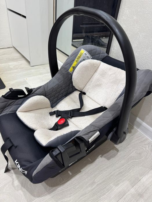 Детское автокресло