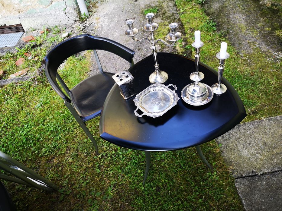 Masuta cu scaun piele