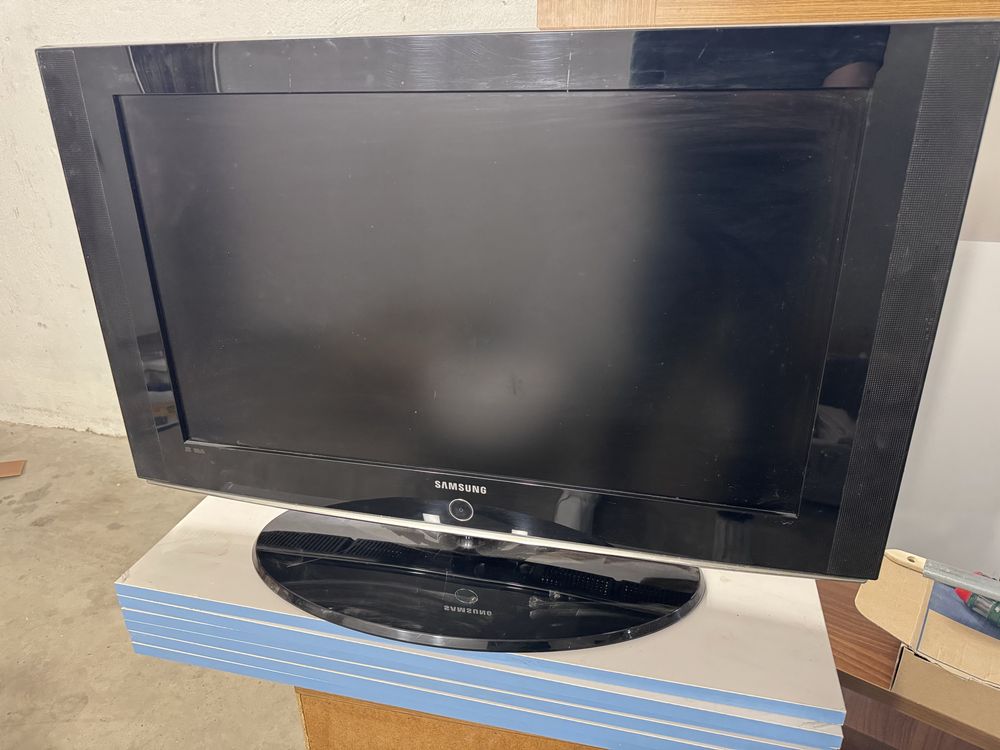 Телевизор LG 32” LE32S81B
