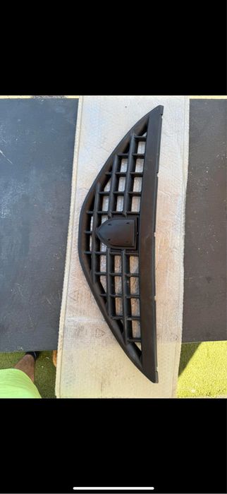 Grila sport Logan PH1