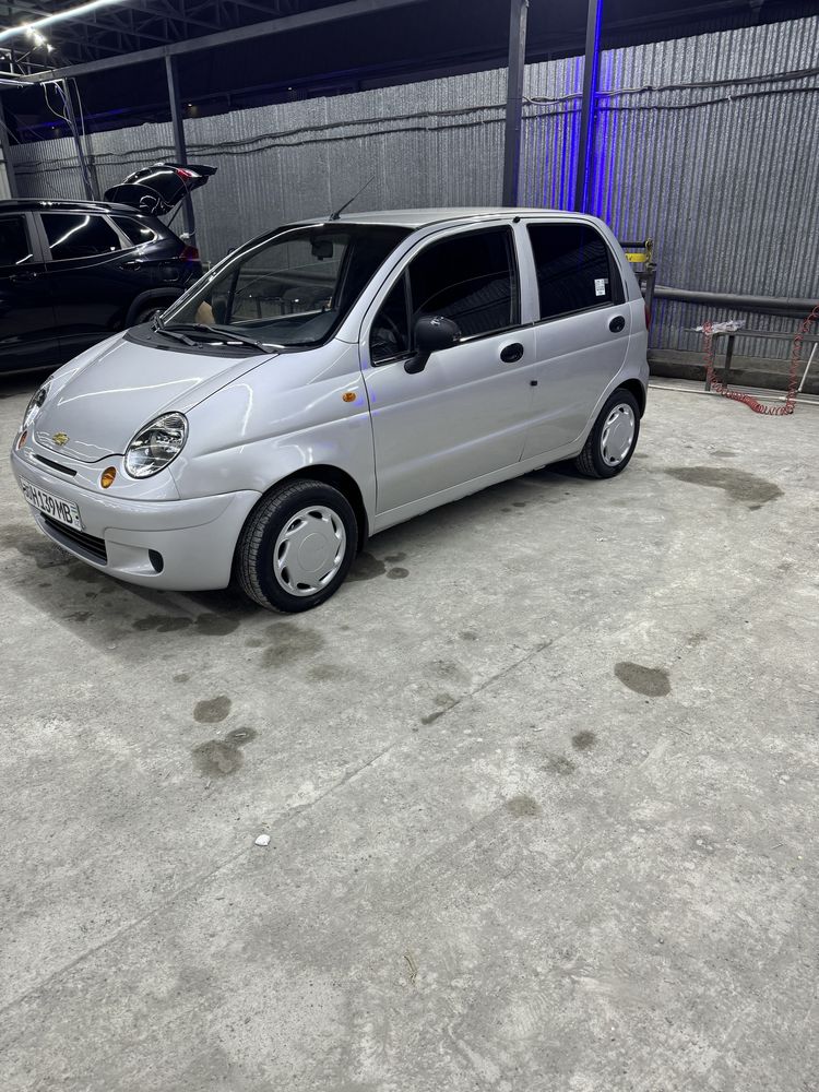 Matiz 2011 yil moshina zur holatda