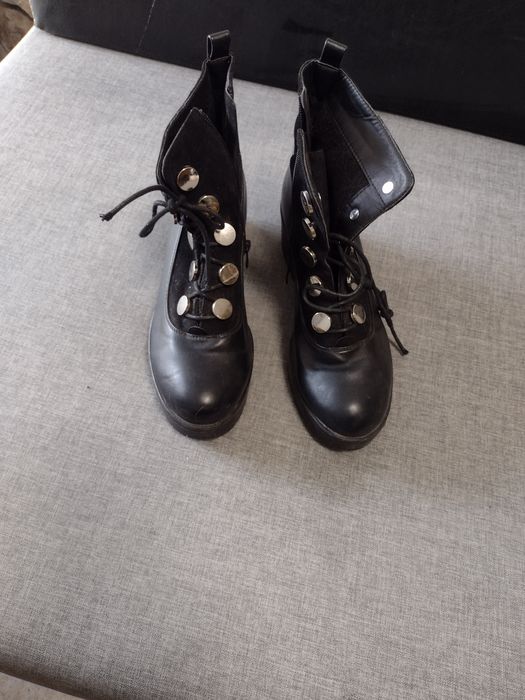 Дамски обувки 40 номер, втора употреба