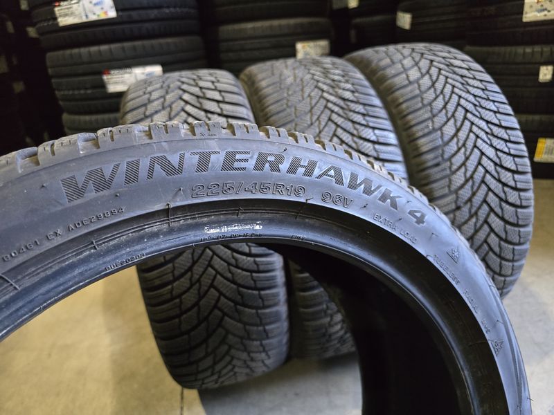 225/45/19 FIRESTONE 4бр