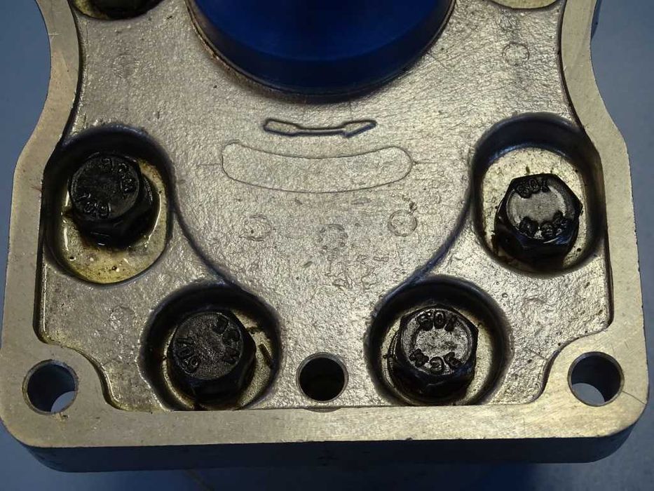 Хидравлична помпа "Хидравлика" А140Х 140Bar Hydraulic pump plessey