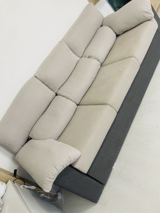 Canapea 3 locuri extensibila