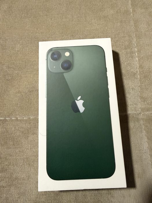 Vând Iphone 13 128 GB Green