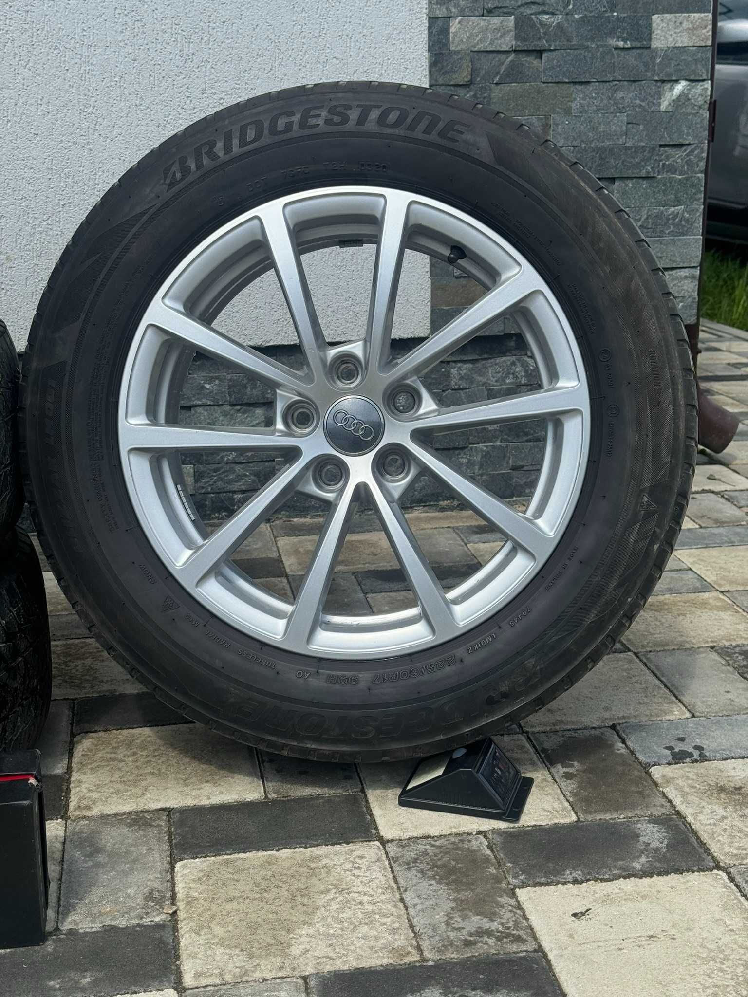 Jante Audi A6 A4 A5 225/60/17 VOLKSWAGEN SKODA SEAT 5X112