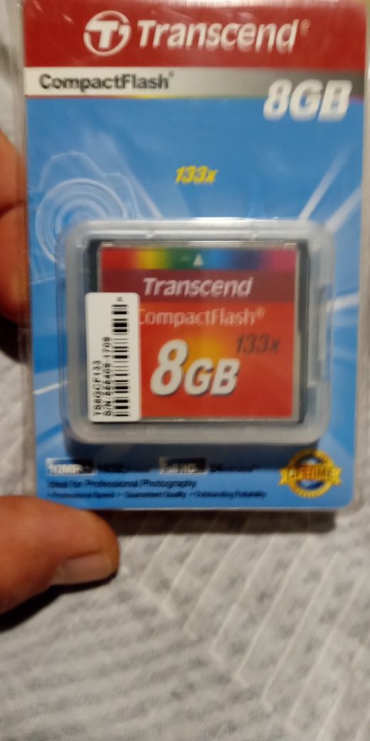 Card  compact flash 8 gb
