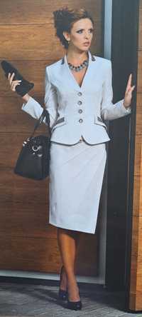 Costum dama sacou și fusta , elegant  , culoare gri deschis