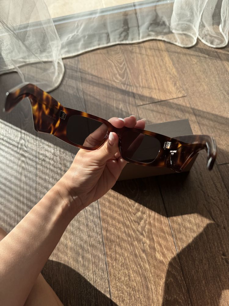 Слънчеви очила Saint Laurent