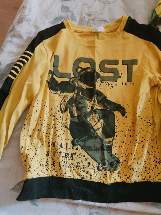 Bluze cu mânecă lungă 116 cm.