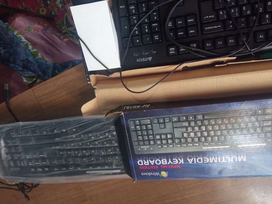 Продается.  Клавиатура. Хорошая