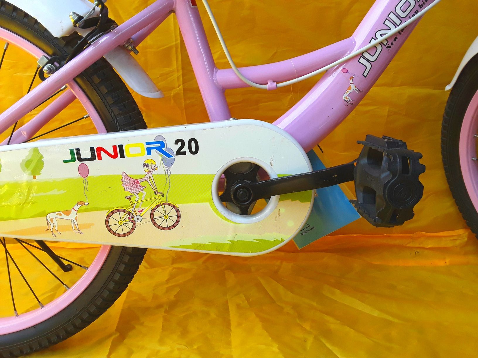 Bicicleta JUNIOR cu roti 20 recomandată copiilor 6 - 10 Ani - NOUA