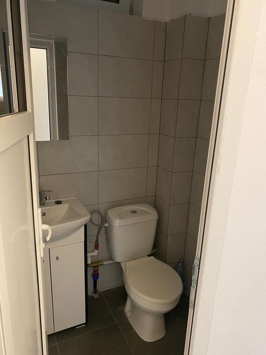 Inchiriez spațiu comercial (50mp) PARTER