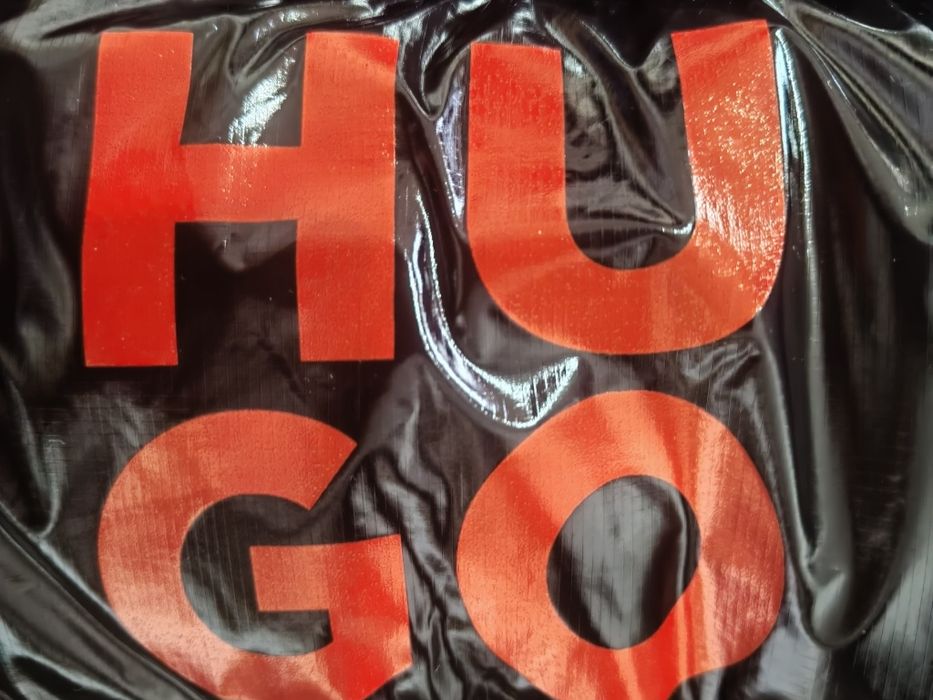 Geaca impermeabila Hugo, calitate garantata,am mai multe mărimi