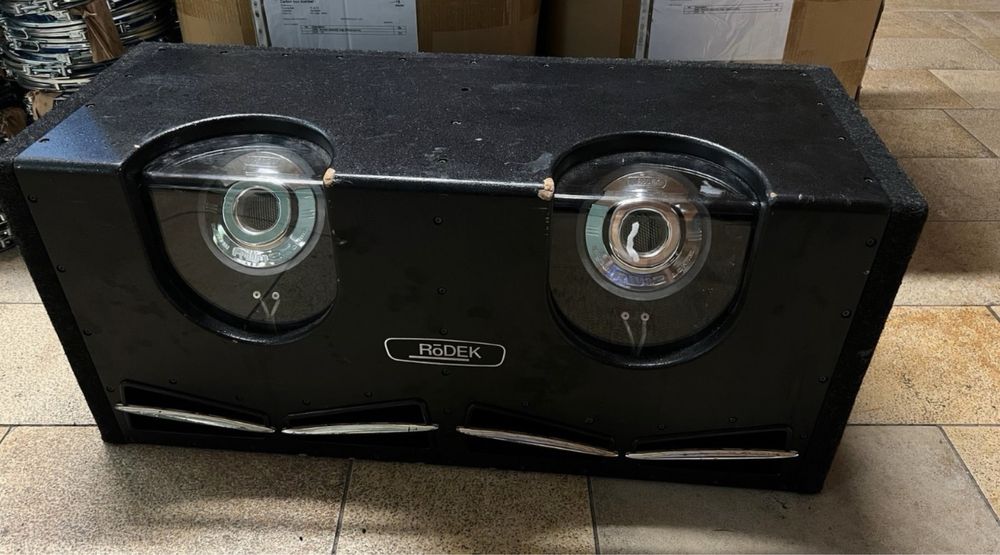 subwoofer auto pret 500 ron