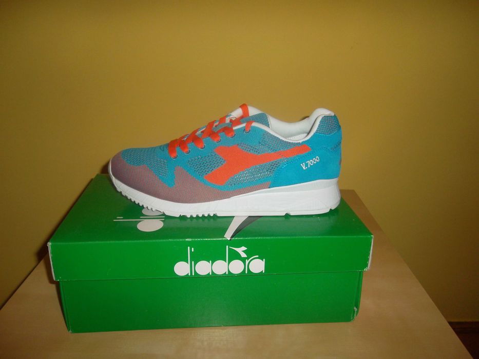 Adidasi Diadora V7000 Weave marimea 41 -LICHIDARE STOC-