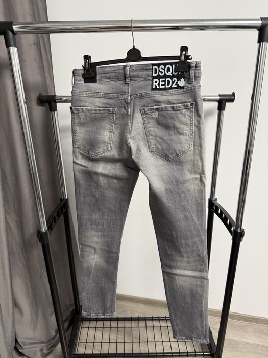 Blugi DSQUARED2 super calitate