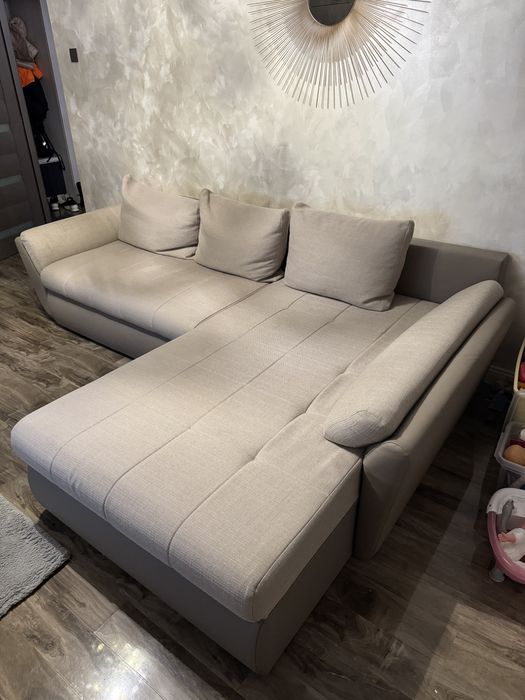 Coltar extensibil cu lada de depozitare