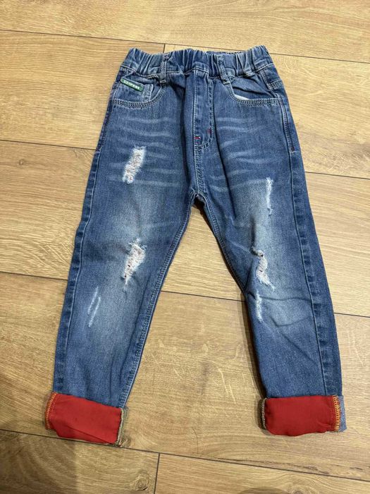 Дънки 12-18 месеца по 10 лв.