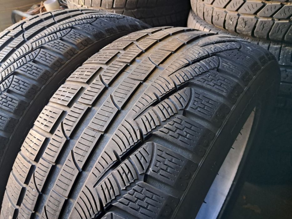 Anvelope second iarna 255 40 R20 Pirelli