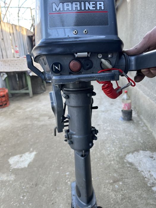 Vand motor mariner 4cai sau schimb +diferenta pe unu de 6cai