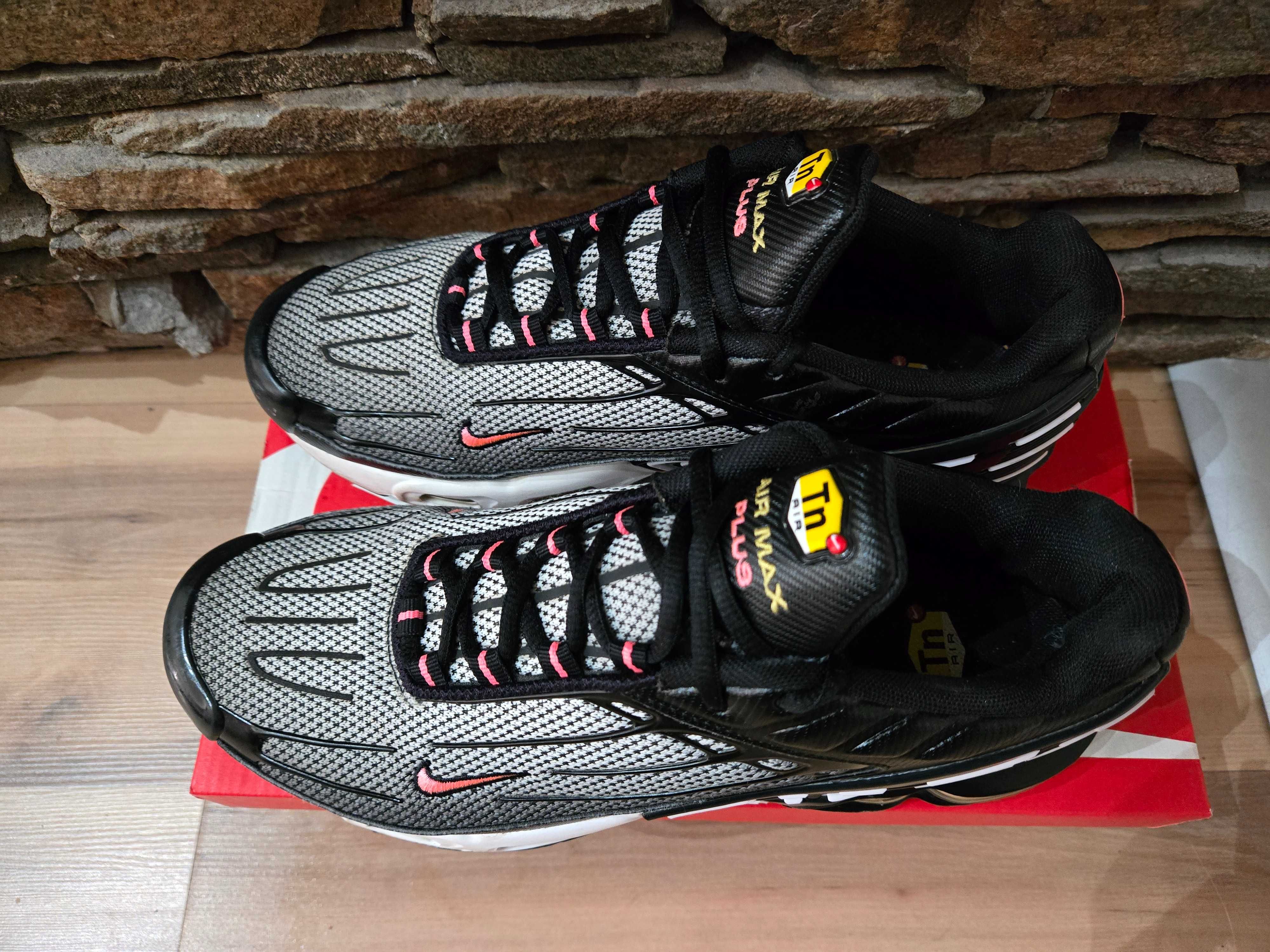 Маратонки Nike Air Max Plus / N-42 Отлично състояние