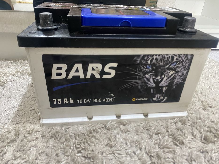 Продам в идеальном состоянии аккумулятор 75 w 8 месяцев ему заряжен